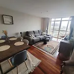 Piscina Y Garaje En Valdenoja